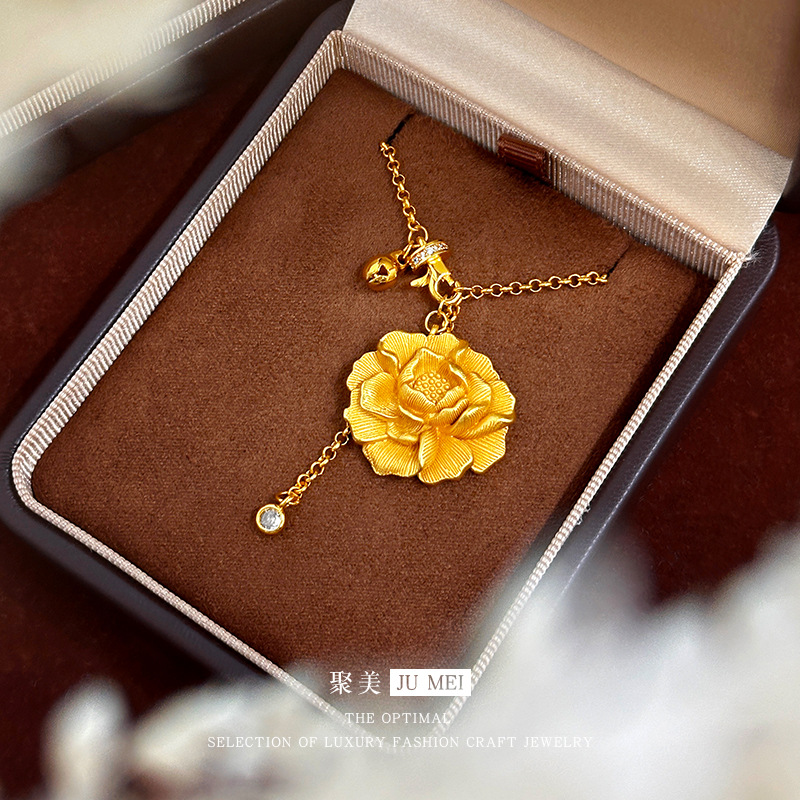 قلادة ذهبية نسائية بتصميم زهرة - مراجعة Ethnic Fashion Store وسعره